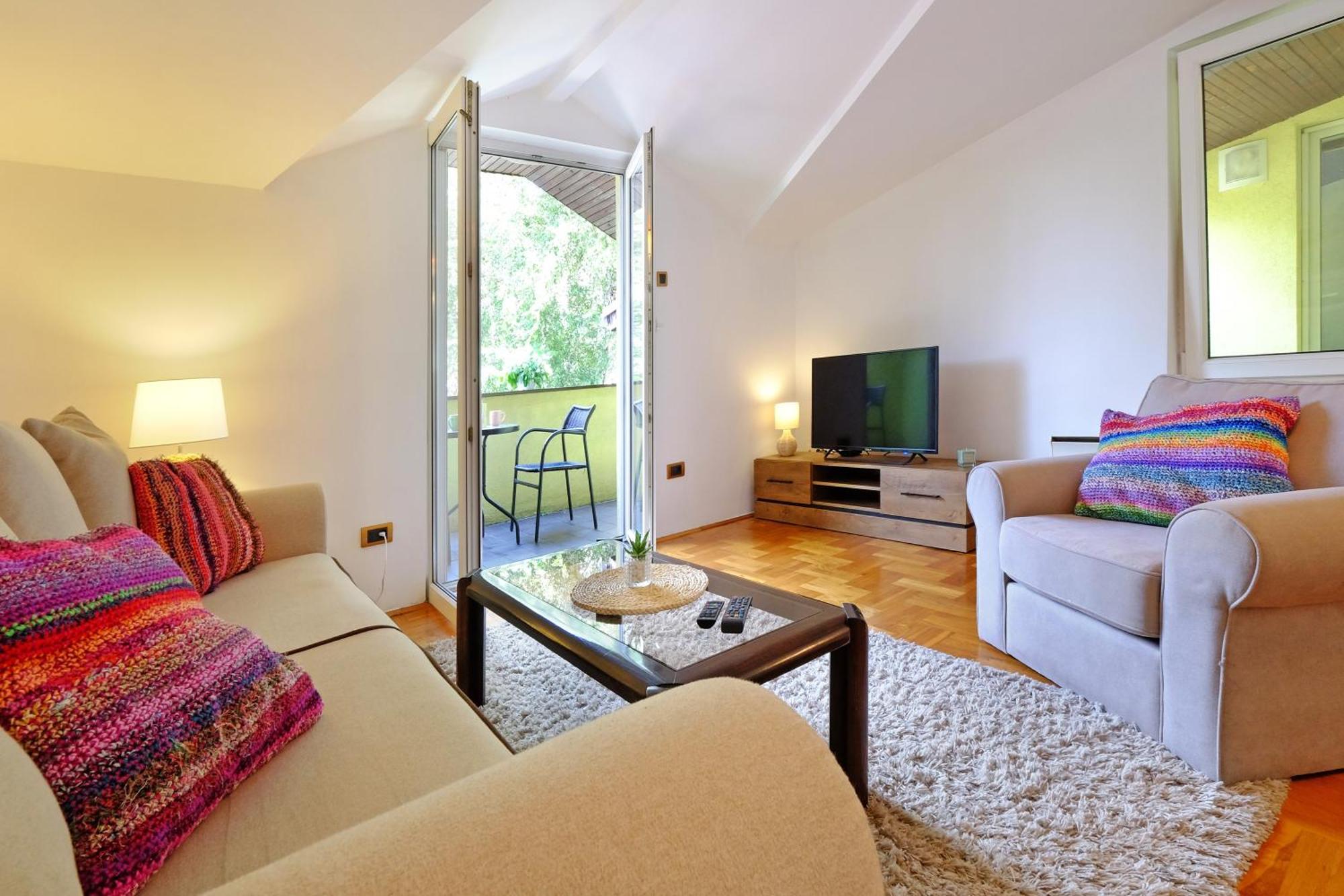 Red Tree Apartment Belgrade Luaran gambar